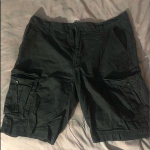 Calvin Klein cargo shorts SZ 38